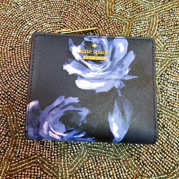 Kate Spade - NWOT Blue Floral Wallet 💙 - Picture 6 of 12